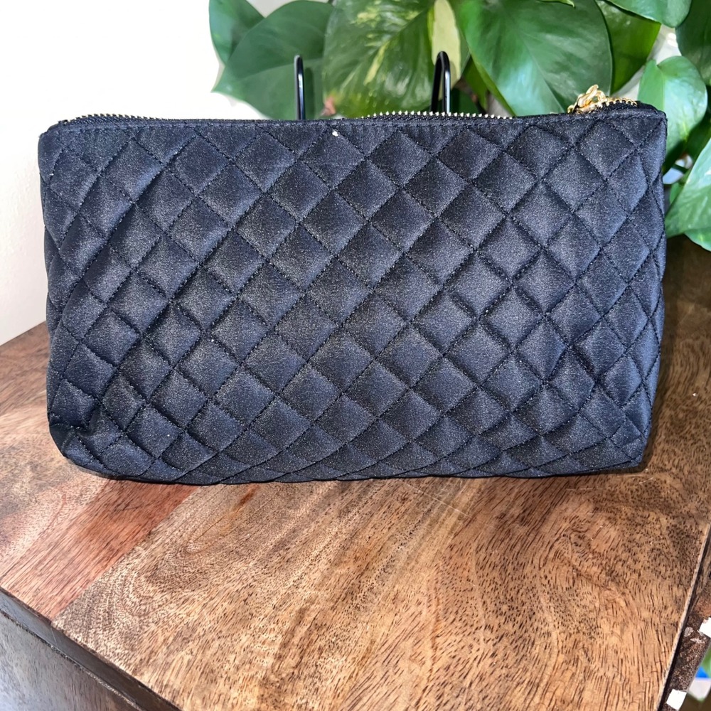TOVA Black Quilted Makeup Bag Cosmetic Travel Pouch Clutch New With Tags